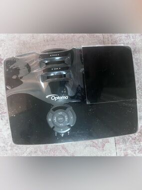 Optoma HD141X Projector